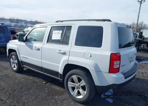 2014 Jeep Patriot Sport z USA, uszkodzony, nr VIN 1C4NJRBB0ED510824